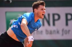 九游体育-蒂姆在巴塞罗那比赛中持续失利，重要助攻引发热议！